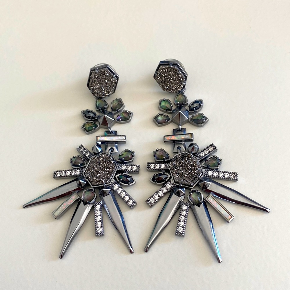 Kendra Scott large drop earrings